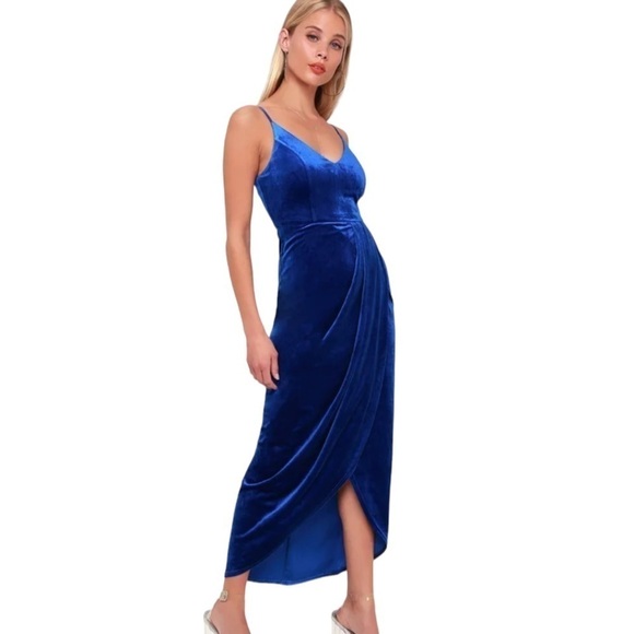 Lulus Champagne Kisses Velvet Midi Dress Size Medium NEW - Picture 1 of 13